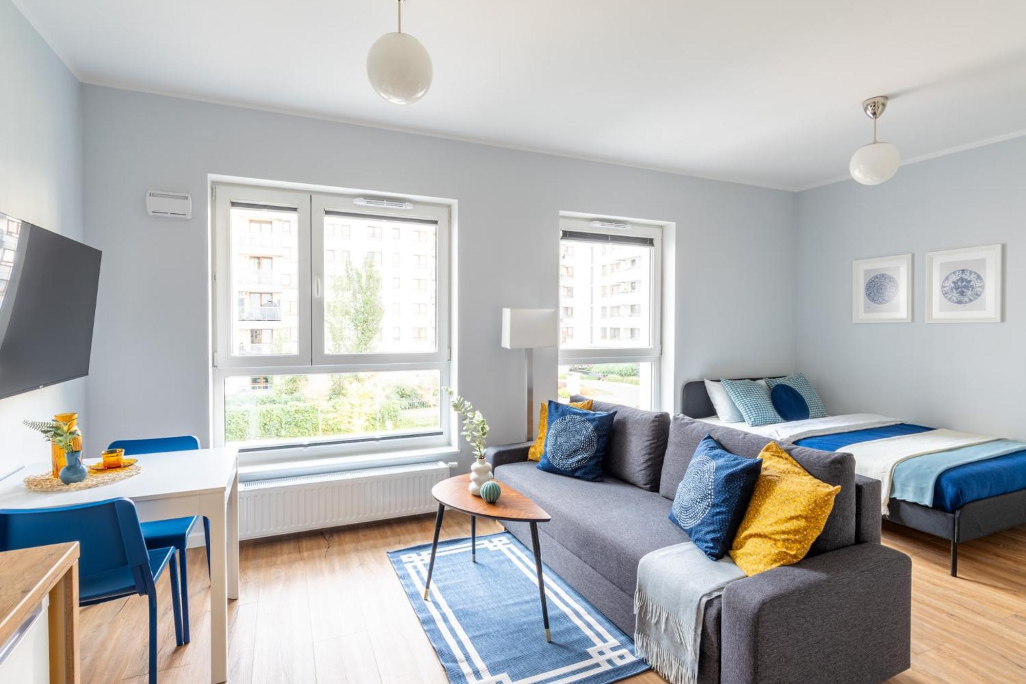 Al. Krakowska Superapart * Warszawa